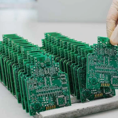 埋め込み抵抗埋め込み容量プロセスとは何ですか?
